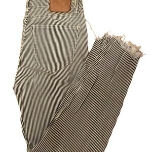 PULL&BEAR Striped Skinny Crop Jeans Sz 28 Gray White Raw Hem Stretch Cotton